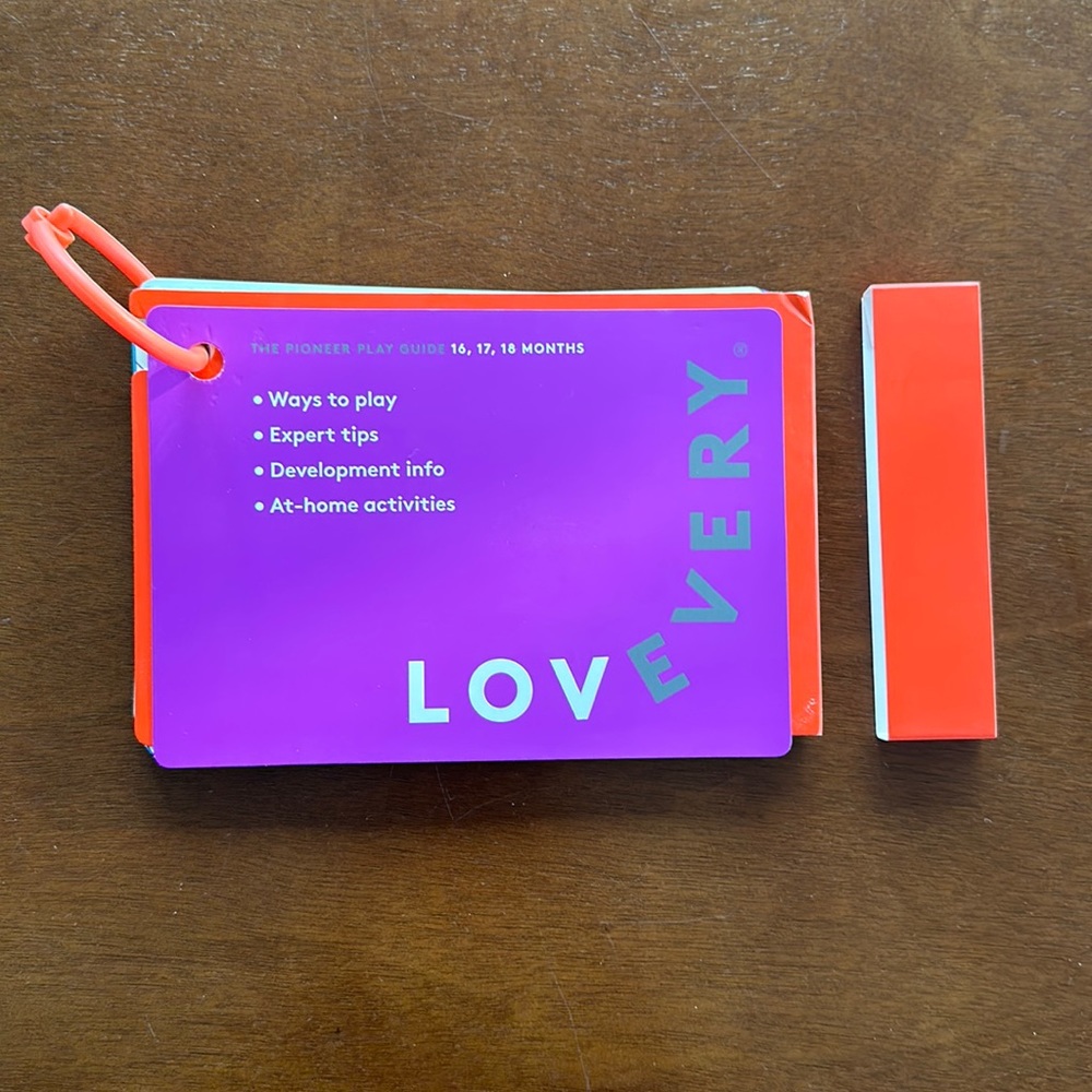 Lovevery The Pioneer Play Guide (16, 17, 18 months)
